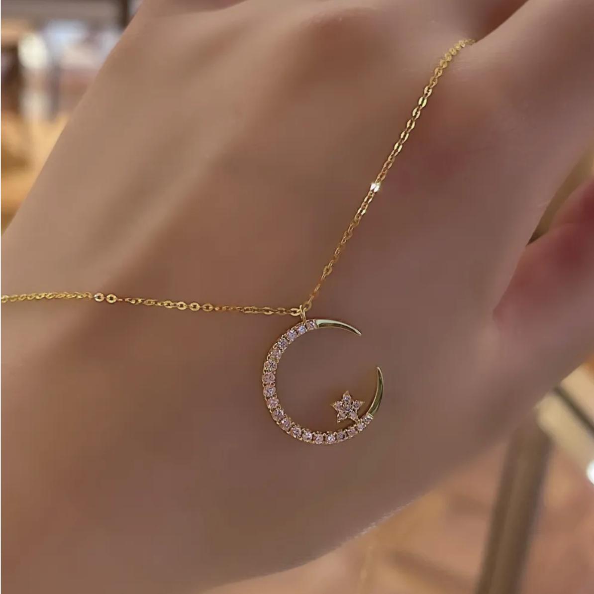 LÚNASA™ - Moonlit Star Necklace